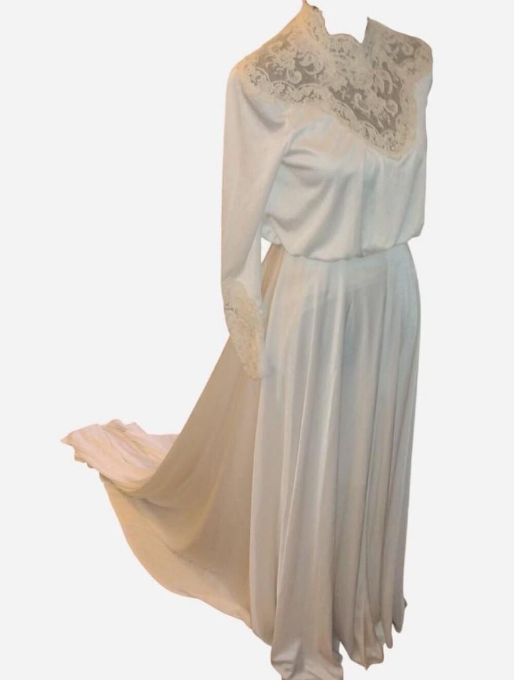 Vtg 1970s/1980s High Neck Lace & Faux Pearl Cream Wedding Dress (modern size 4)
